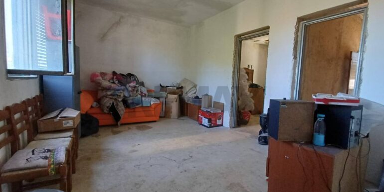 20251120182114-1002512-10