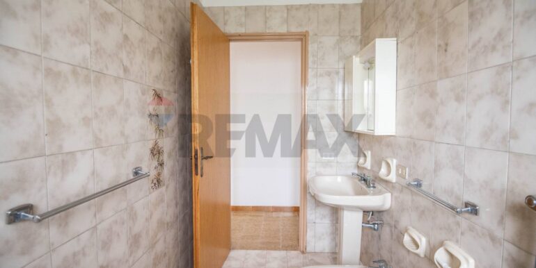 20251121185514-1002409-30