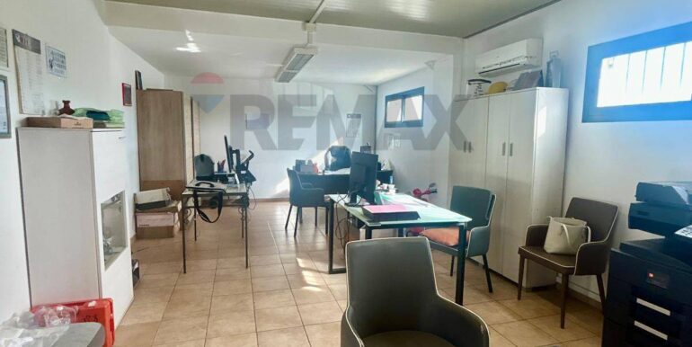 20251122115240-1002825-11