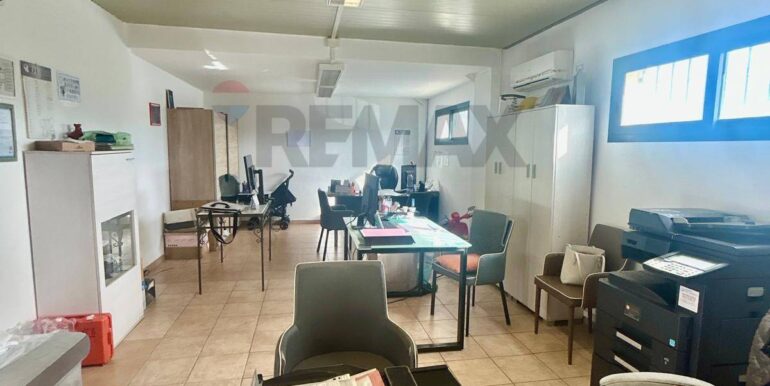 20251122115242-1002825-12