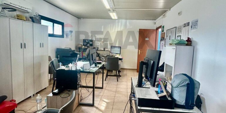 20251122115244-1002825-13