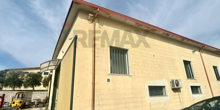 20251122115249-1002825-15