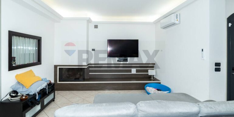 20251122214447-1000953-5