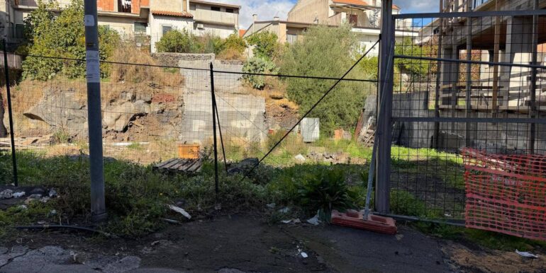 20251123205948-1002873-4