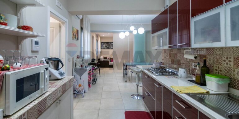 20251124110322-1000963-10