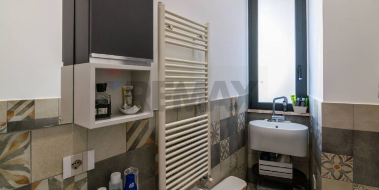 20251124110334-1000963-14