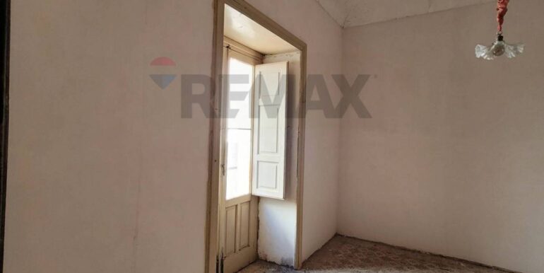 20251124112518-1002919-3