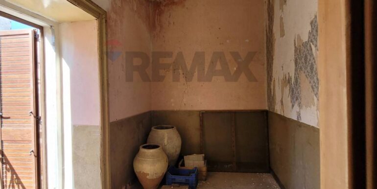 20251124112519-1002919-11