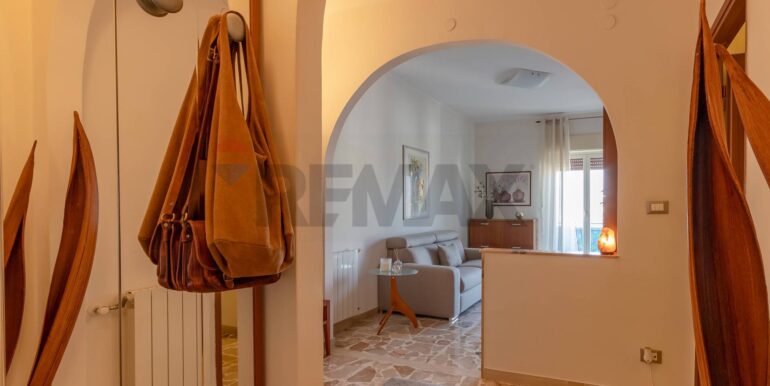 20251124115153-999356-11