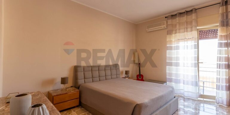 20251124115201-999356-14