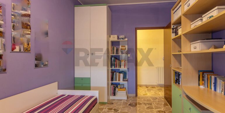 20251124115210-999356-17