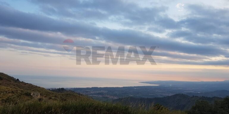 20251124144622-1003024-11