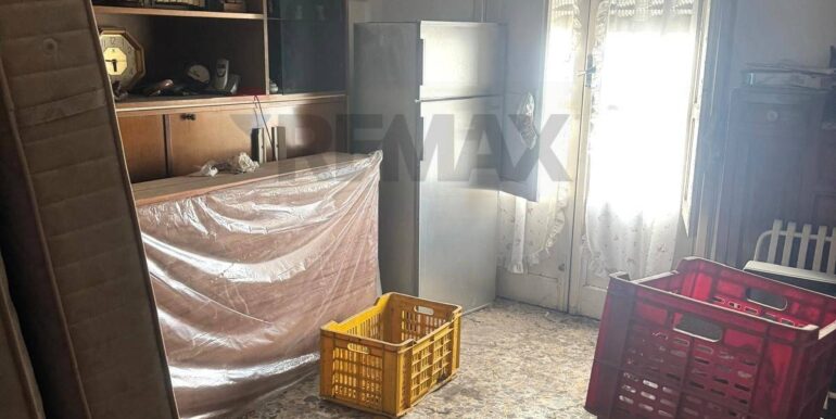 20251124160044-1003052-4