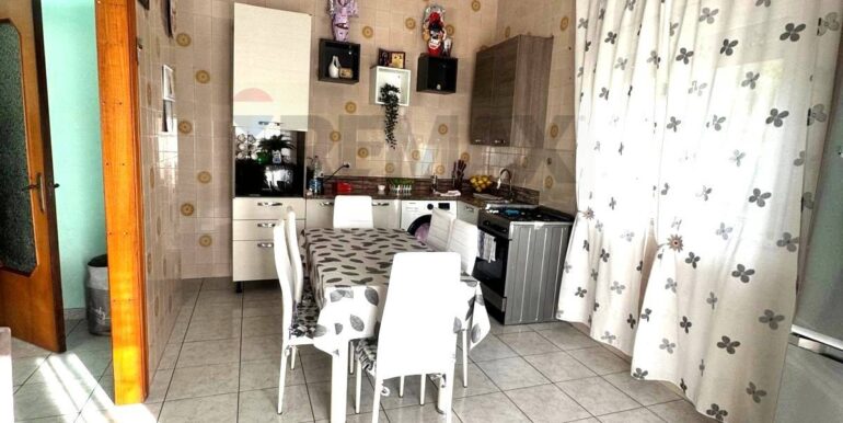 20251124164521-1003065-8