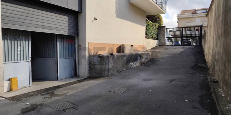 20251124182809-1003087-20