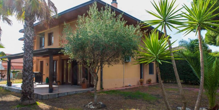 20251125114852-1003444-2