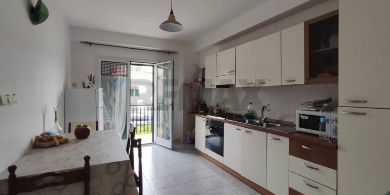 20251125115849-1003448-4