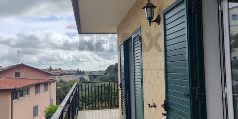 20251125115853-1003448-6