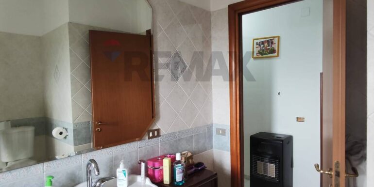 20251125121003-1003448-13