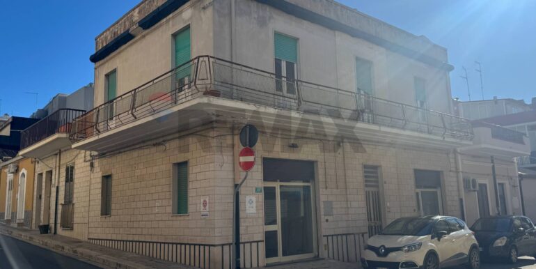 20251125122406-1003457-2