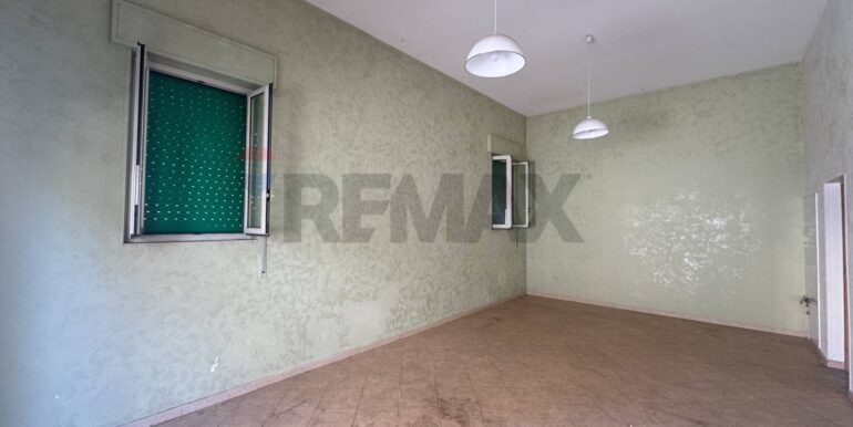 20251125122423-1003457-8