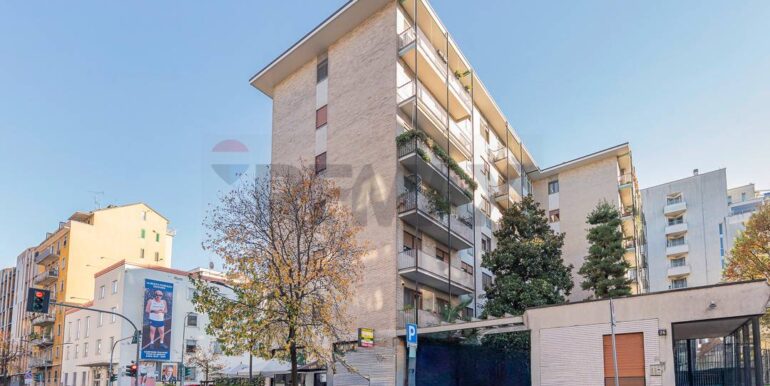 20251125151421-1003499-8