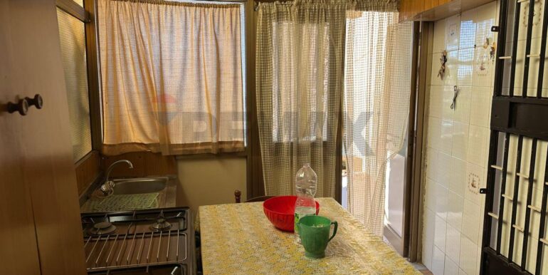 20251125192300-1001437-9