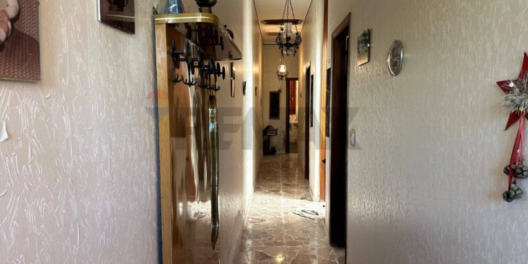 20251125192317-1001437-16