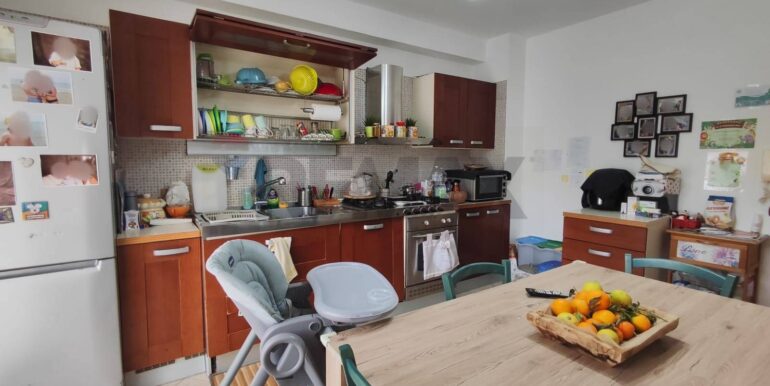 20251126104050-1003783-9