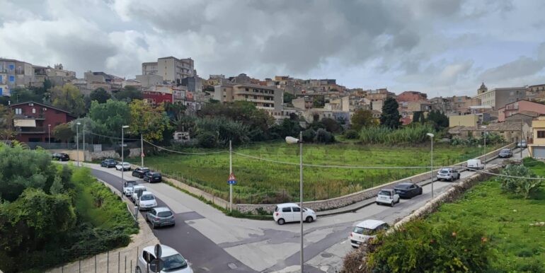 20251126104055-1003783-12