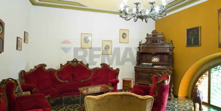 20251126110049-998803-4