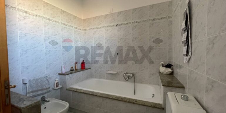 20251126120328-1003854-19