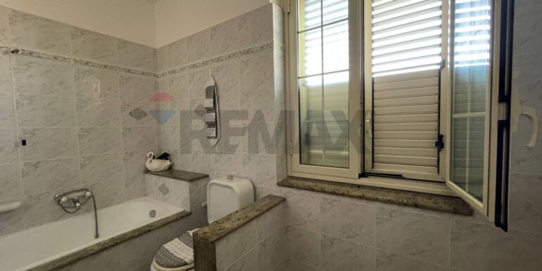 20251126120333-1003854-20