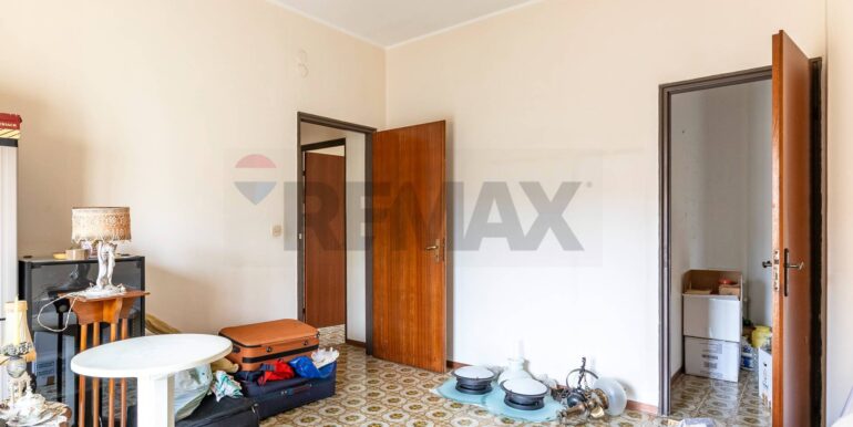 20251126174801-1003928-15