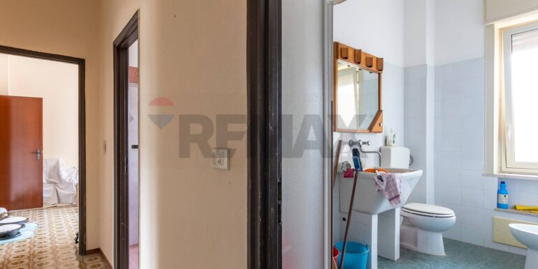 20251126174833-1003928-25