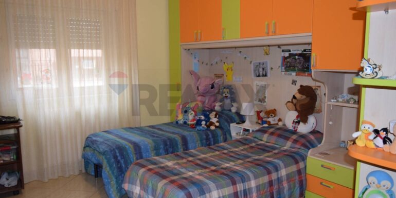 20251126181726-1003944-17