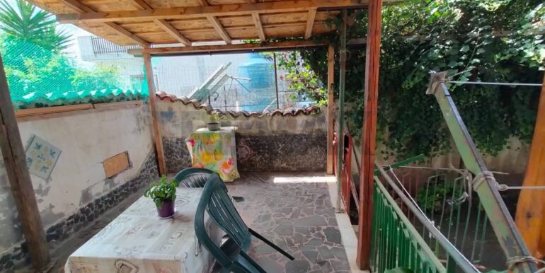 20251126184945-1003971-2