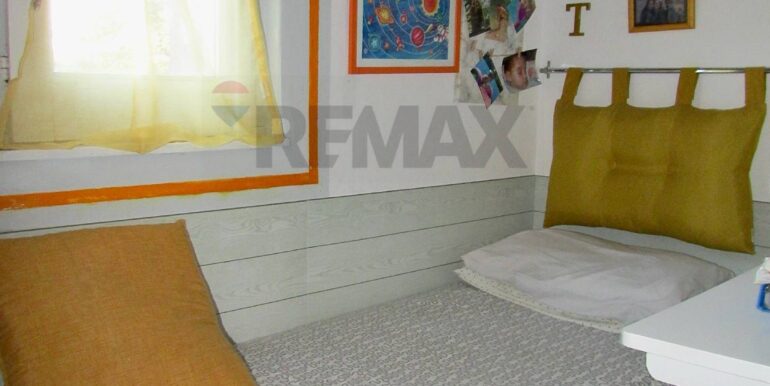 20251126192235-1002316-8