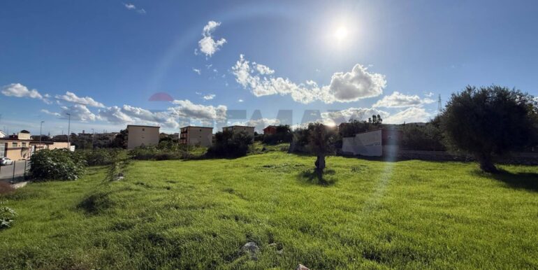 20251127165528-1004189-4