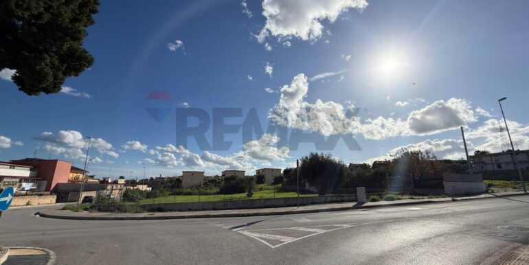 20251127165531-1004189-5