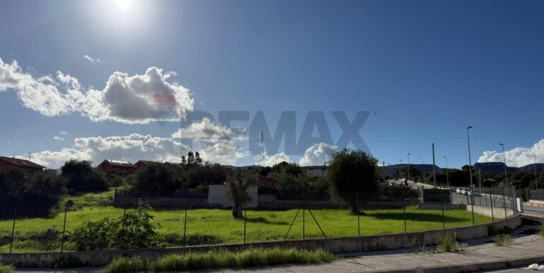 20251127165550-1004189-10