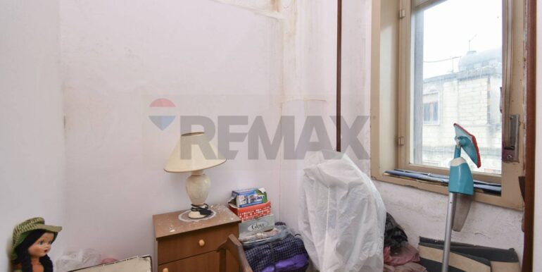 20251127173516-998919-12