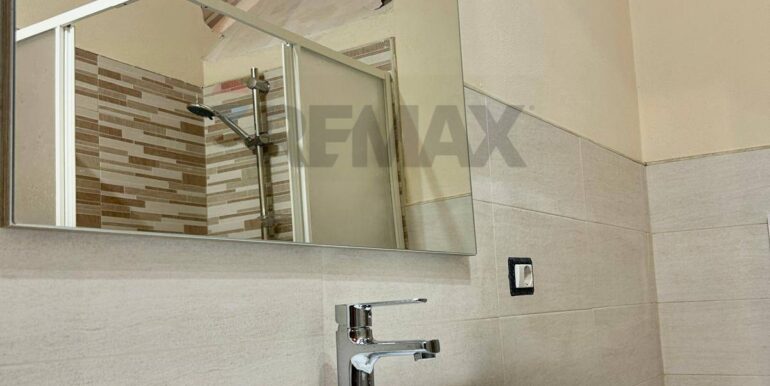 20251128101906-1004263-8