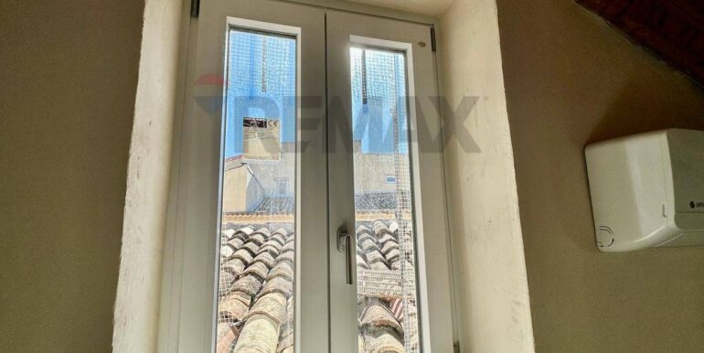 20251128101929-1004263-18