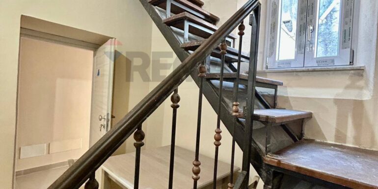 20251128102346-1004263-20