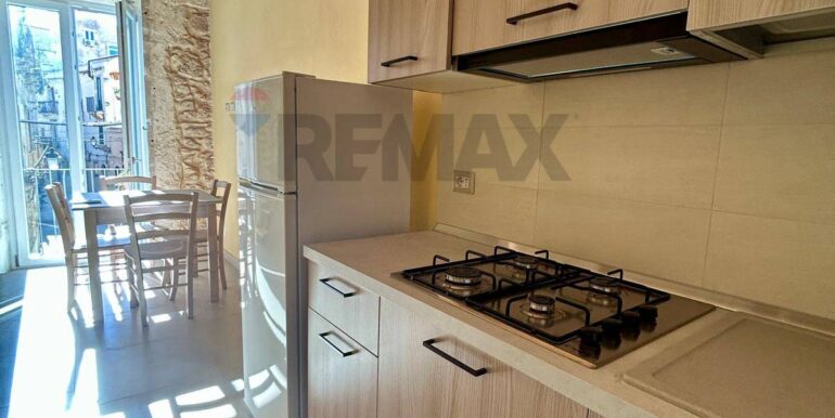 20251128103752-1004297-2