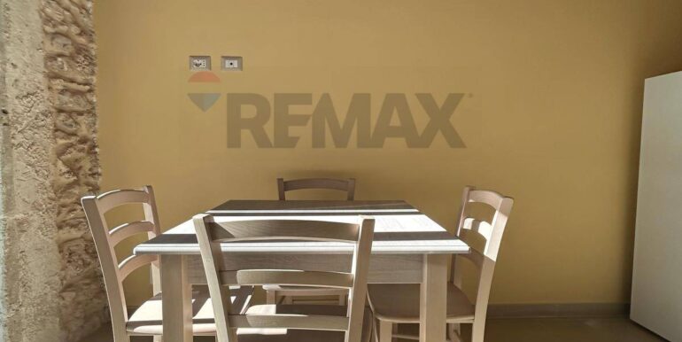 20251128103801-1004297-6