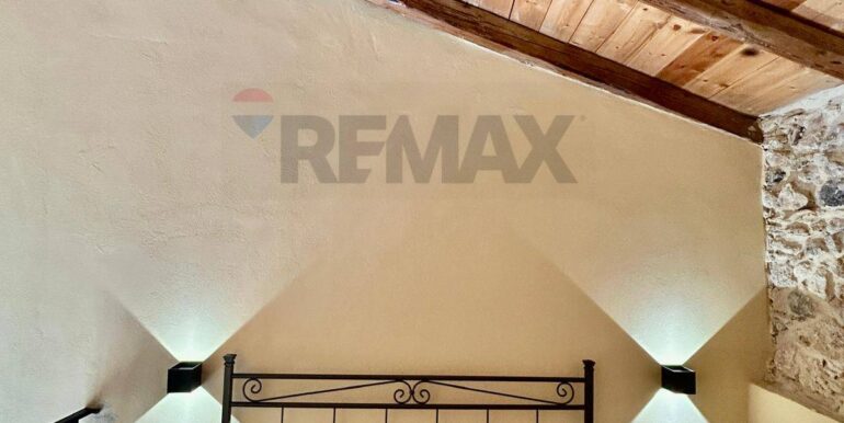 20251128103808-1004297-9