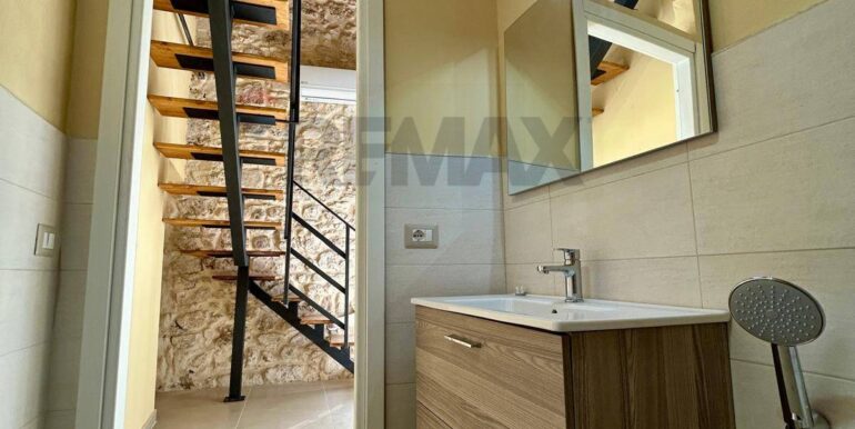 20251128103810-1004297-10