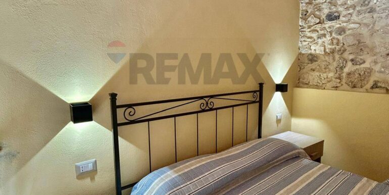 20251128103812-1004297-11